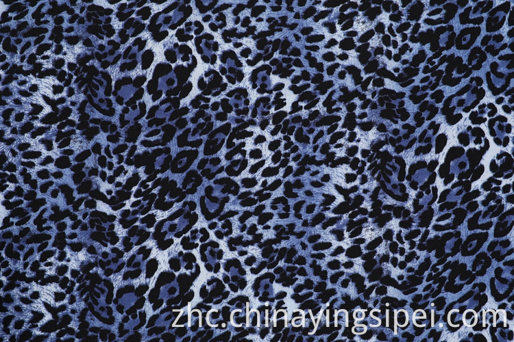 时尚风格的普通柔软95GSM花朵poplin印刷面料适用于女装